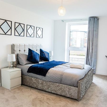 A Luxury 2 Bedroom Apartment With 2 Free Parking تشاتام المظهر الخارجي الصورة