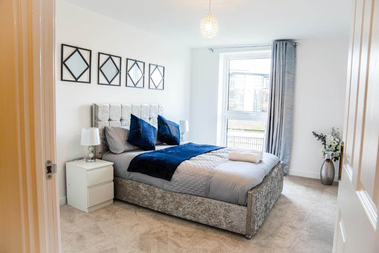 A Luxury 2 Bedroom Apartment With 2 Free Parking تشاتام المظهر الخارجي الصورة